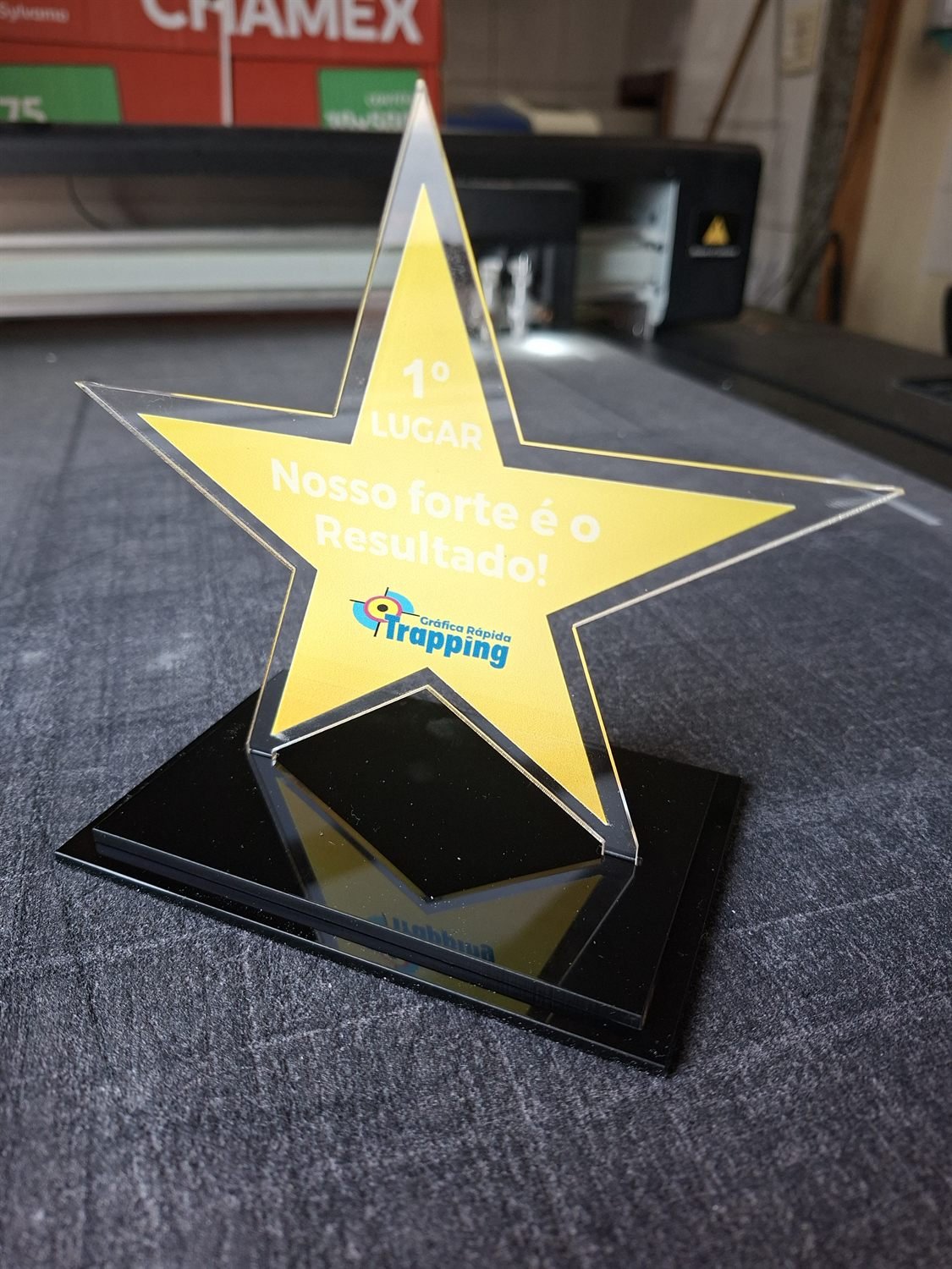 Troféu estrela em acrílico